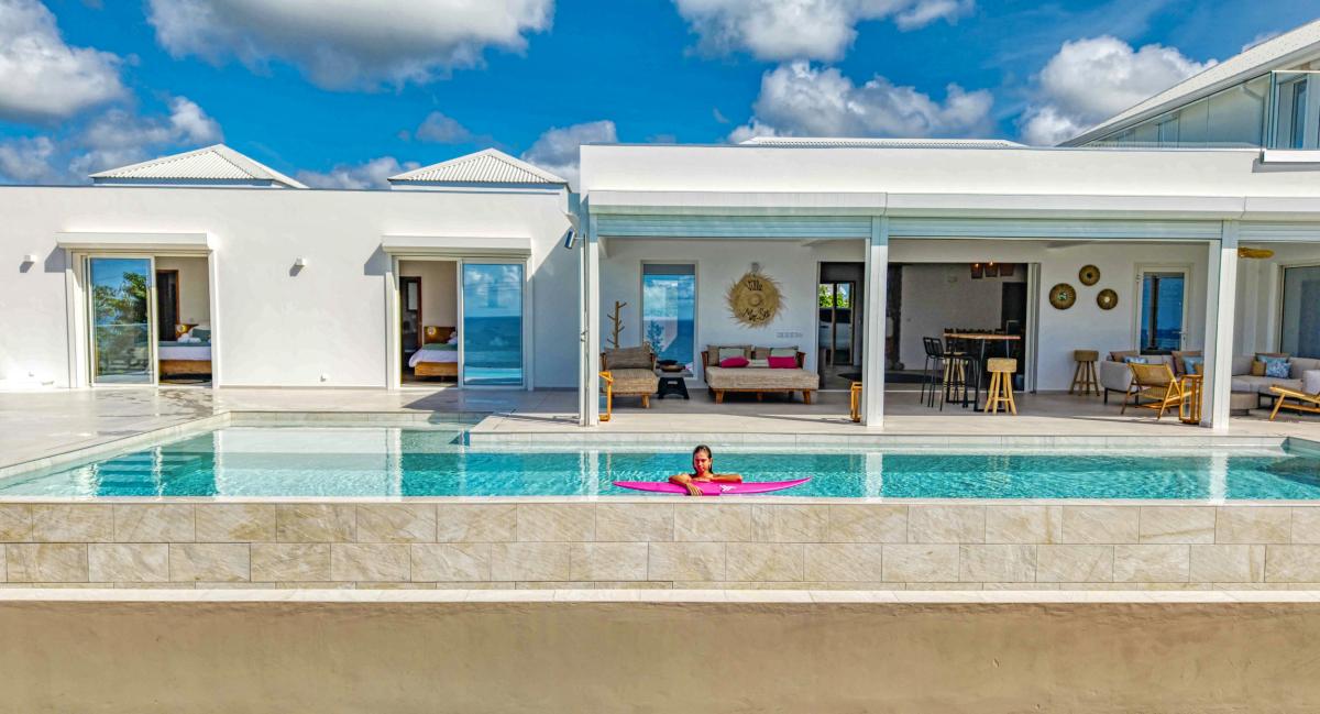 5.Location villa de luxe piscine vue mer Ste Anne Guadeloupe_Piscine